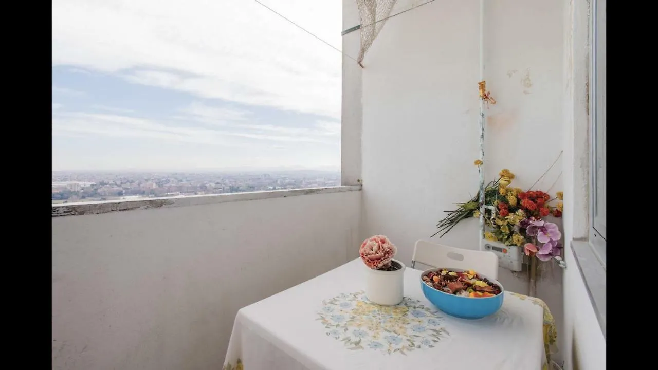 公寓 Panoramico Appartamento Vista Mare 里米尼